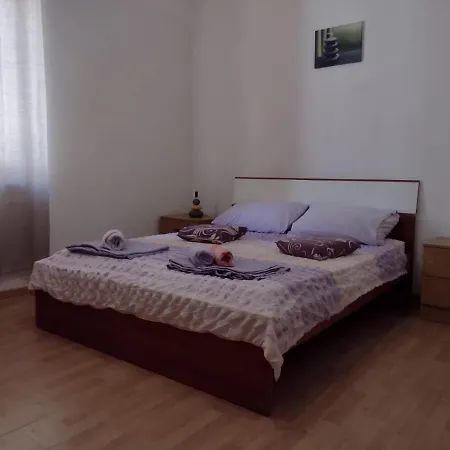 アパート Eldi スプリト